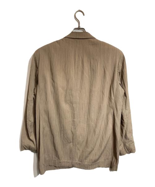 ISSEY MIYAKE WHITE LABEL（イッセイミヤケホワイトレーベル）ISSEY MIYAKE WHITE LABEL (イッセイミヤケホワイトレーベル) シワプリーツジャケット ベージュ サイズ:2の古着・服飾アイテム
