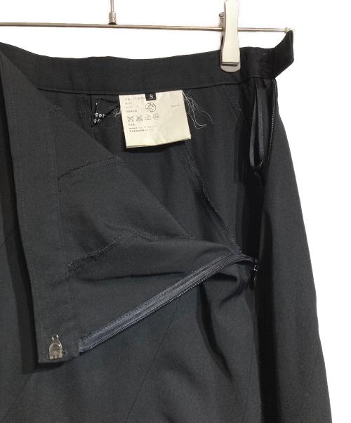 tricot COMME des GARCONS（トリココムデギャルソン）tricot COMME des GARCONS (トリココムデギャルソン) バイアスカットウールギャバジンスカート ブラック サイズ:Sの古着・服飾アイテム