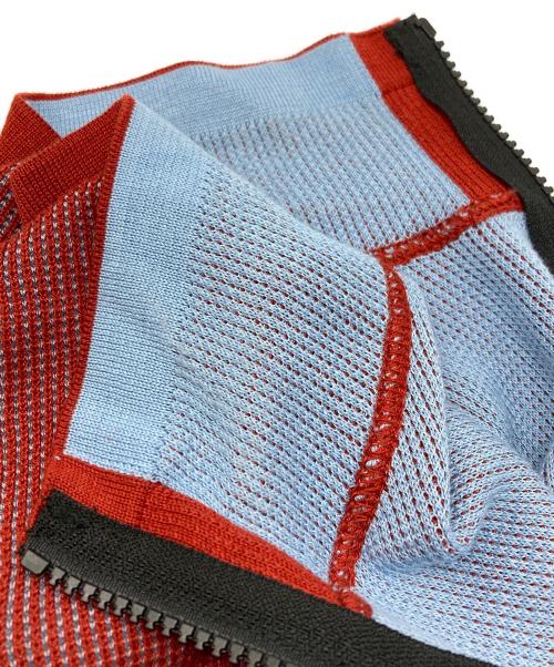 STONE ISLAND（ストーンアイランド）STONE ISLAND (ストーンアイランド) ロゴパッチジップアップニット レッド サイズ:Lの古着・服飾アイテム