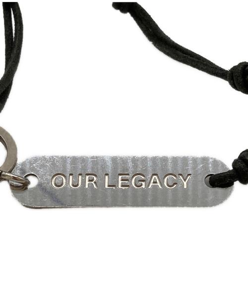 OUR LEGACY（アワーレガシー）OUR LEGACY (アワーレガシー) ロゴプレート キーリング シルバー×ブラックの古着・服飾アイテム