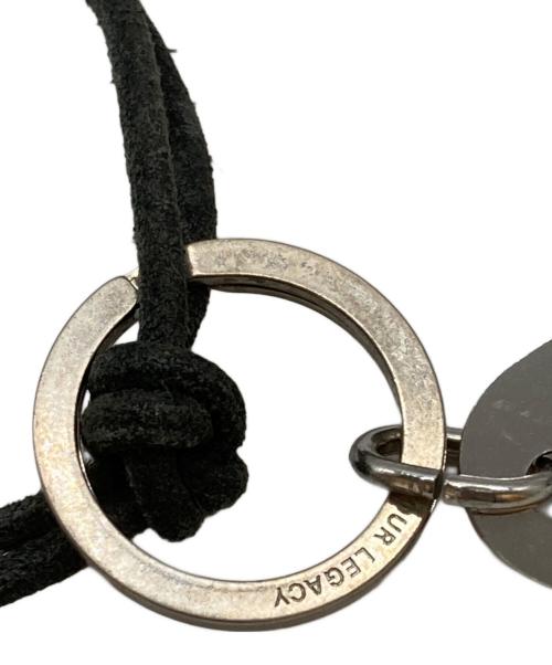 OUR LEGACY（アワーレガシー）OUR LEGACY (アワーレガシー) ロゴプレート キーリング シルバー×ブラックの古着・服飾アイテム