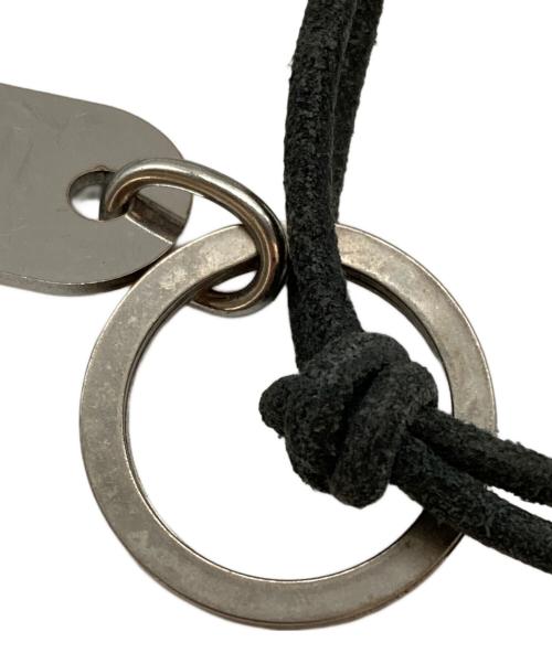 OUR LEGACY（アワーレガシー）OUR LEGACY (アワーレガシー) ロゴプレート キーリング シルバー×ブラックの古着・服飾アイテム