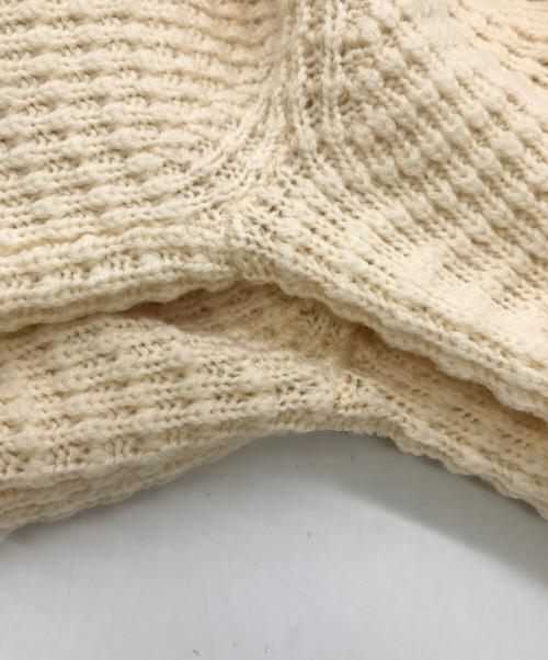 ARMANI COLLEZIONI（アルマーニ コレツィオーニ）ARMANI COLLEZIONI (アルマーニ コレツィオーニ) ニットカーディガン アイボリー サイズ:48の古着・服飾アイテム