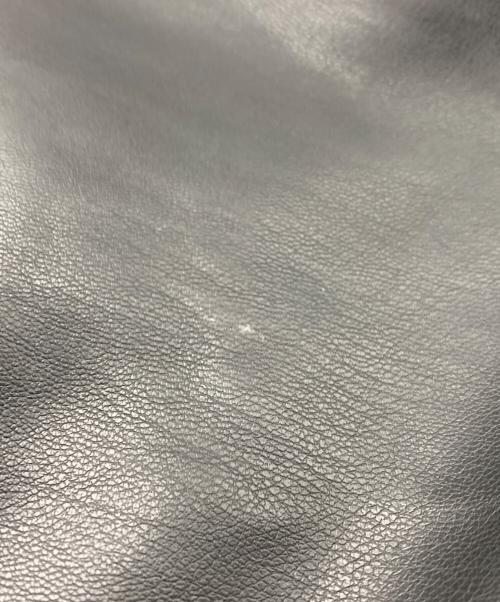 SOFTHYPHEN（ソフトハイフン）SOFTHYPHEN (ソフトハイフン) FAUX LEATHER CROPPED SHIRT ブラック サイズ:3の古着・服飾アイテム