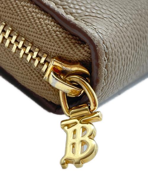 BURBERRY（バーバリー）BURBERRY (バーバリー) ラウンドファスナーウォレット ベージュの古着・服飾アイテム