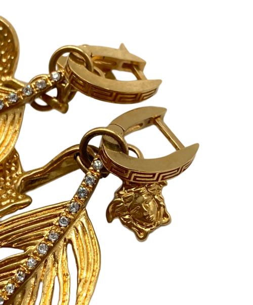 VERSACE（ヴェルサーチェ）VERSACE (ヴェルサーチェ) フェザーピアス ゴールドの古着・服飾アイテム