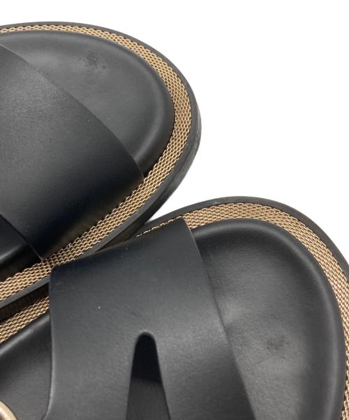 Salvatore Ferragamo（サルヴァトーレ フェラガモ）Salvatore Ferragamo (サルヴァトーレ フェラガモ) ガンチーニ ストラップフラットサンダル ブラック サイズ:7・1/2の古着・服飾アイテム