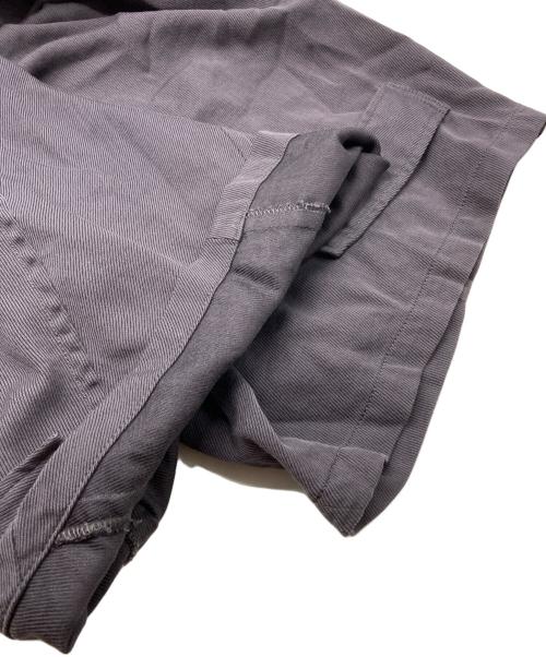 JULIUS（ユリウス）JULIUS (ユリウス) FOLDED BAGGY TROUSERS グレー サイズ:2の古着・服飾アイテム