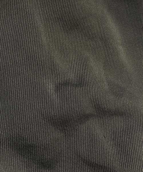 JULIUS（ユリウス）JULIUS (ユリウス) FOLDED BAGGY TROUSERS グレー サイズ:2の古着・服飾アイテム