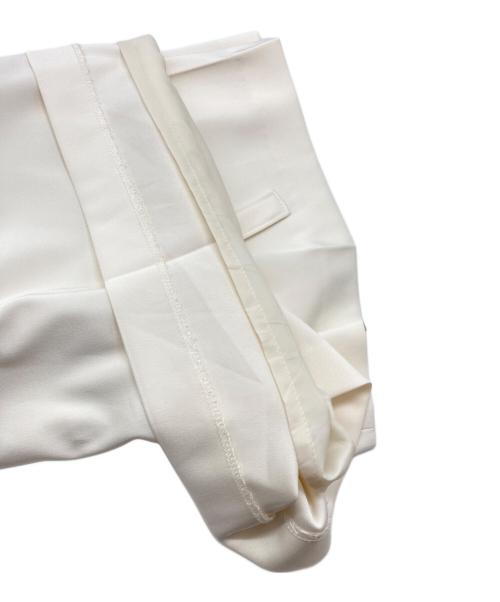 FRAY ID（フレイ アイディー）FRAY ID (フレイ アイディー) ダブルサテンショートパンツ ベージュの古着・服飾アイテム