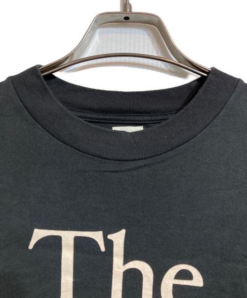 BLURHMS（ブラームス）blurhms (ブラームス) プリントTシャツ ブラックの古着・服飾アイテム