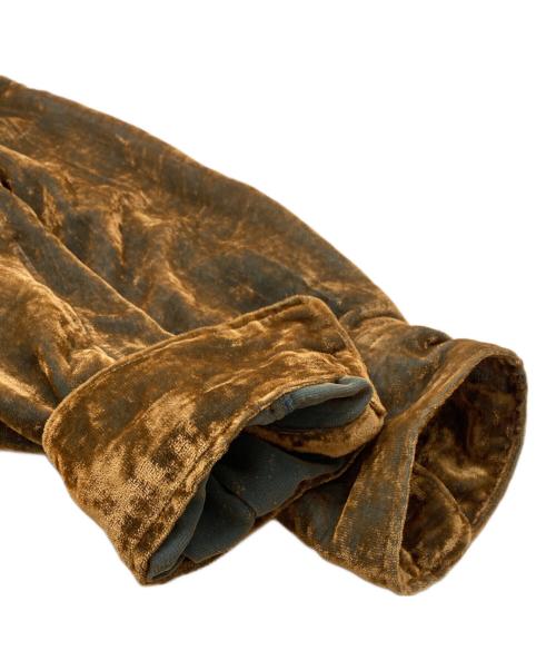 COMME des GARCONS HOMME PLUS（コムデギャルソンオムプリュス）COMME des GARCONS HOMME PLUS (コムデギャルソンオムプリュス) ベロアシャツ ベージュ サイズ:なしの古着・服飾アイテム