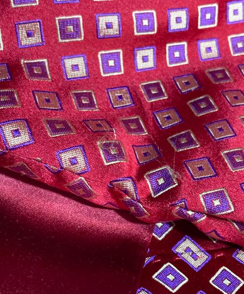 Christian Dior（クリスチャン ディオール）Christian Dior (クリスチャン ディオール) 総柄シルクテーラードジャケット レッド サイズ:44の古着・服飾アイテム