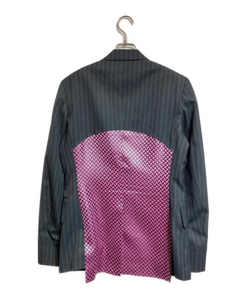 COMME des GARCONS HOMME PLUS（コムデギャルソンオムプリュス）COMME des GARCONS HOMME PLUS (コムデギャルソンオムプリュス) ドッキングテーラードジャケット グレー×ピンク サイズ:Sの古着・服飾アイテム