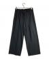 MARKWARE（マーカウェア）の古着「TRIPLE PLEATED EASY TROUSERS」｜ブラック
