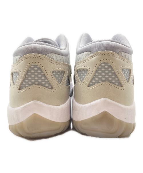 NIKE（ナイキ）NIKE (ナイキ) AIR JORDAN 11 RETRO LOW IE ホワイト サイズ:US10.5の古着・服飾アイテム