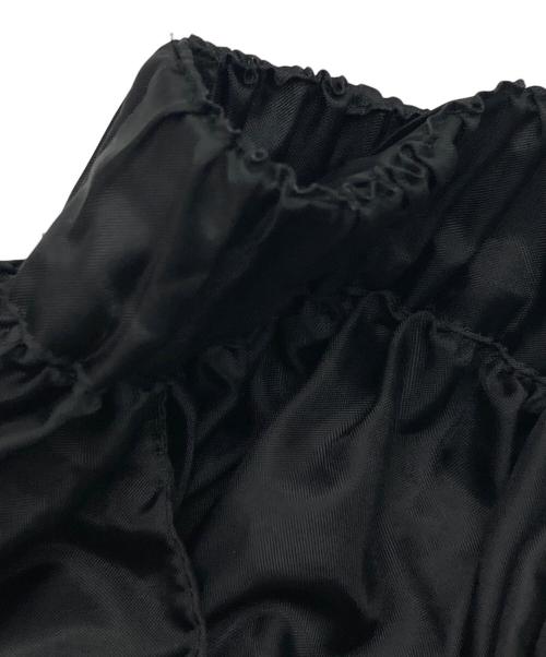 COMME des GARCONS COMME des GARCONS（コムデギャルソン コムデギャルソン）COMME des GARCONS COMME des GARCONS (コムデギャルソン コムデギャルソン) カットワークデザインスカート ブラック サイズ:XSの古着・服飾アイテム