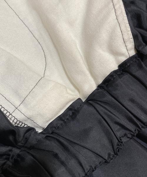 COMME des GARCONS COMME des GARCONS（コムデギャルソン コムデギャルソン）COMME des GARCONS COMME des GARCONS (コムデギャルソン コムデギャルソン) カットワークデザインスカート ブラック サイズ:XSの古着・服飾アイテム