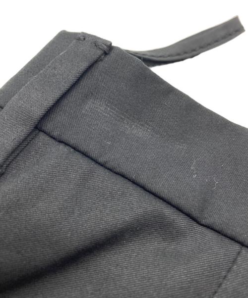 MIU MIU（ミュウミュウ）MIU MIU (ミュウミュウ) テーパードパンツ ブラック サイズ:42の古着・服飾アイテム