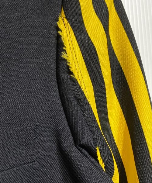 COMME des GARCONS HOMME PLUS（コムデギャルソンオムプリュス）COMME des GARCONS HOMME PLUS (コムデギャルソンオムプリュス) ストライプ切替燕尾ジャケット ブラック サイズ:Mの古着・服飾アイテム