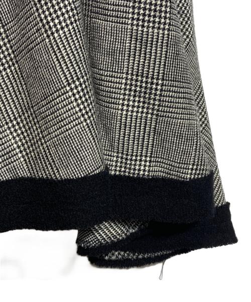 tricot COMME des GARCONS（トリココムデギャルソン）tricot COMME des GARCONS (トリココムデギャルソン) グレンチェックヘムフレアスカート グレー サイズ:Mの古着・服飾アイテム