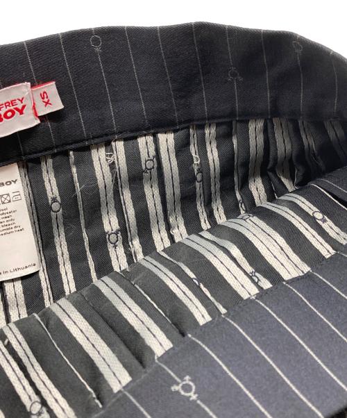 CHARLES JEFFREY LOVERBOY（チャールズ ジェフリー ラバーボーイ）CHARLES JEFFREY LOVERBOY (チャールズ ジェフリー ラバーボーイ) プリーツラップミニスカート ネイビー サイズ:XSの古着・服飾アイテム