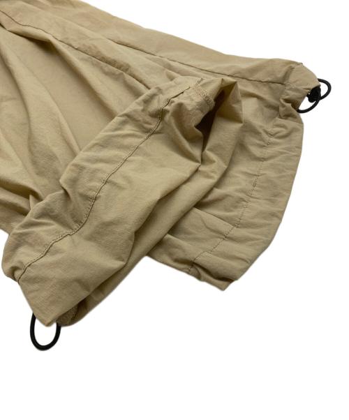 BROWN by 2-tacs（ブラウンバイツータックス）BROWN by 2-tacs (ブラウンバイツータックス) Knee tuck pants ベージュ サイズ:SMの古着・服飾アイテム