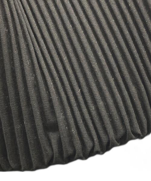 PLEATS PLEASE（プリーツプリーズ）PLEATS PLEASE (プリーツプリーズ) キャップ ブラックの古着・服飾アイテム