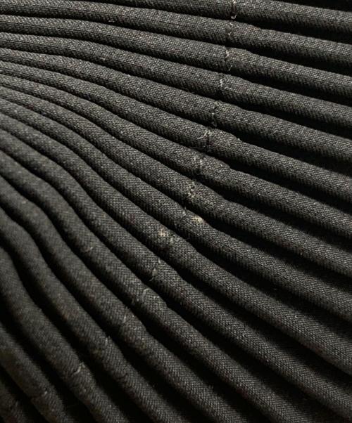 PLEATS PLEASE（プリーツプリーズ）PLEATS PLEASE (プリーツプリーズ) キャップ ブラックの古着・服飾アイテム