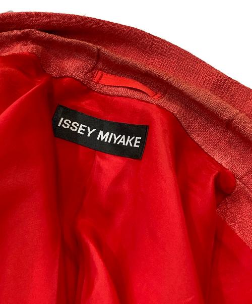 ISSEY MIYAKE（イッセイミヤケ）ISSEY MIYAKE (イッセイミヤケ) リネンテーラードジャケット レッド サイズ:XLの古着・服飾アイテム