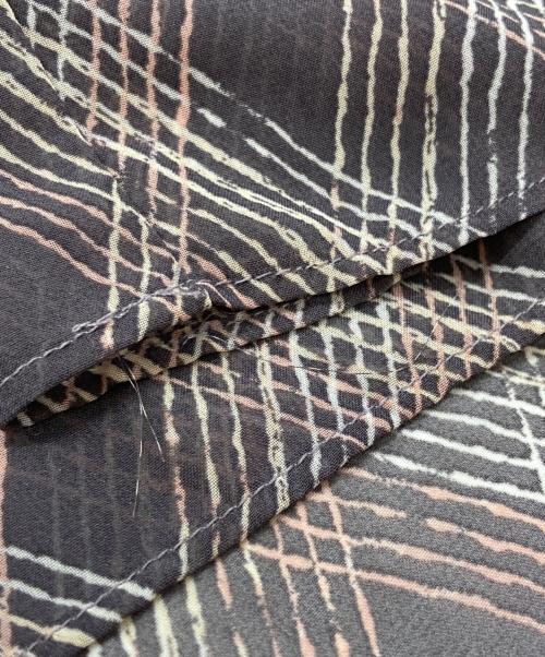 Snidel（スナイデル）Snidel (スナイデル) Sustainaプリントプリーツワンピ パープルの古着・服飾アイテム