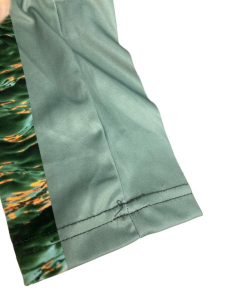 SUPREME（シュプリーム）SUPREME (シュプリーム) waves zip pullover グリーン サイズ:Mの古着・服飾アイテム