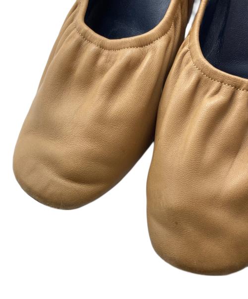CELINE（セリーヌ）CELINE (セリーヌ) ソフトレザーバレリーナパンプス ベージュ サイズ:23.5㎝の古着・服飾アイテム