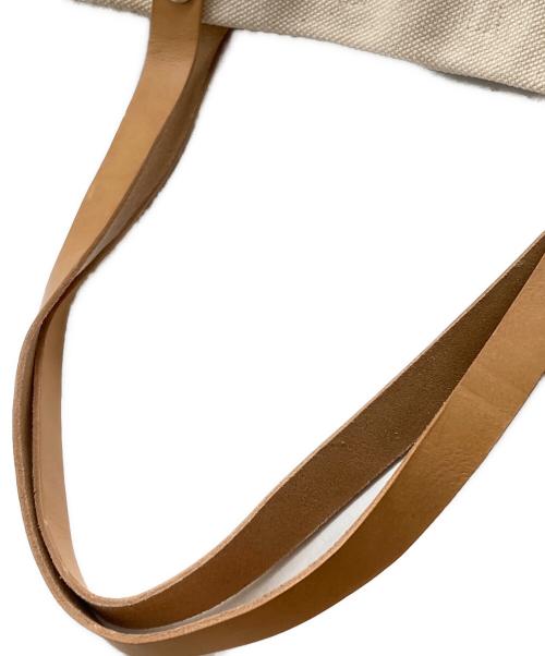 campomaggi（カンポマッジ）campomaggi (カンポマッジ) キャンバスレザートートバッグ ベージュの古着・服飾アイテム