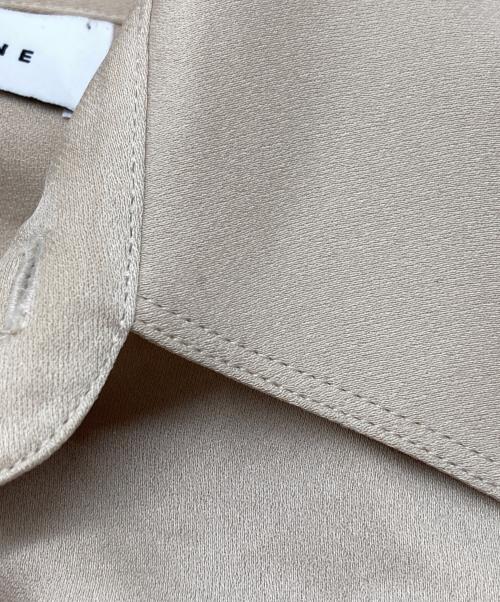 CORNERSTONE（コーナーストーン）CORNERSTONE (コーナーストーン) スリットデザイン ポリシャツ ベージュ サイズ:44の古着・服飾アイテム