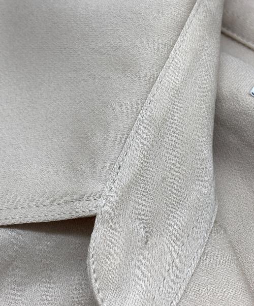 CORNERSTONE（コーナーストーン）CORNERSTONE (コーナーストーン) スリットデザイン ポリシャツ ベージュ サイズ:44の古着・服飾アイテム