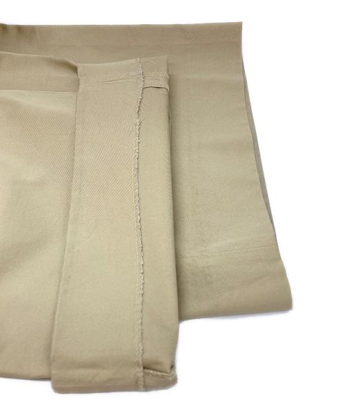 SOFTHYPHEN（ソフトハイフン）SOFTHYPHEN (ソフトハイフン) ORGANIC COTTON CHINO TUCKED EXTRA WIDE PANTS ベージュ サイズ:3の古着・服飾アイテム