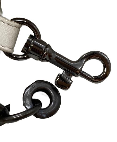 BOTTEGA VENETA（ボッテガベネタ）BOTTEGA VENETA (ボッテガベネタ) イントレチャートハンドバッグ ホワイトの古着・服飾アイテム