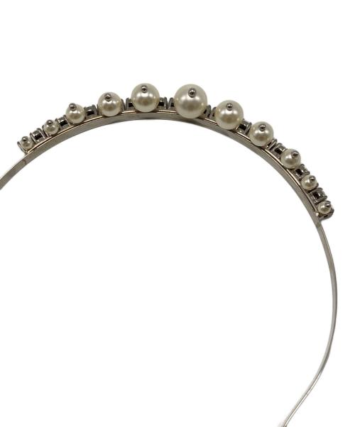 MIU MIU（ミュウミュウ）MIU MIU (ミュウミュウ) パール×ラインストーンカチューシャ シルバーの古着・服飾アイテム
