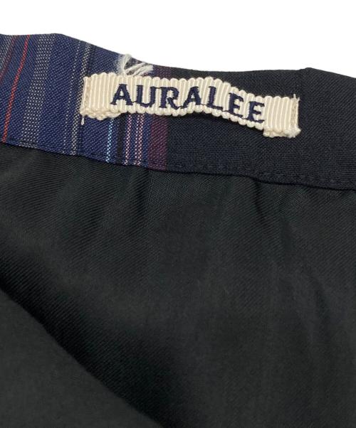 AURALEE（オーラリー）AURALEE (オーラリー) SUPER LIGHT WOOL CHECK PLEATED SKIRT ブラック×ネイビーの古着・服飾アイテム