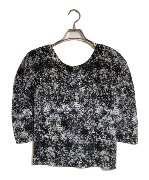 me ISSEY MIYAKE（ミーイッセイ ミヤケ）me ISSEY MIYAKE (ミーイッセイ ミヤケ) プリーツカットソー ブラック サイズ:－の古着・服飾アイテム