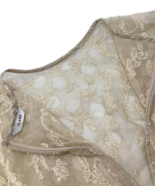CLANE（クラネ）CLANE (クラネ) FLOWER JACQUARD WAIST DRAPE ONEPIECE アイボリー サイズ:1の古着・服飾アイテム