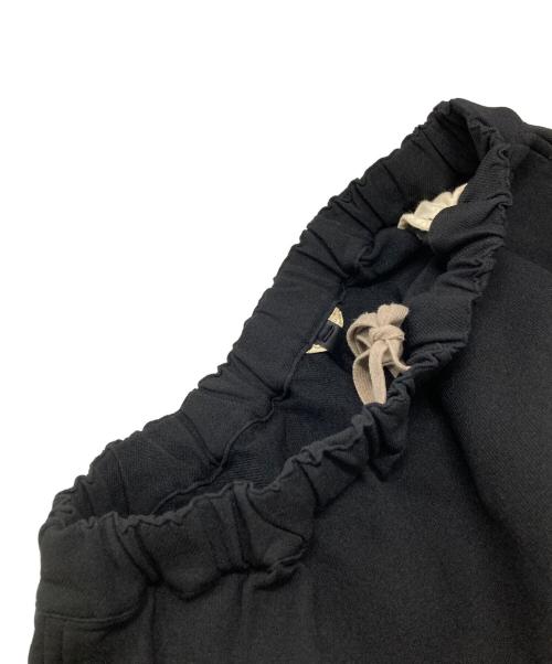 COMME des GARCONS COMME des GARCONS（コムデギャルソン コムデギャルソン）COMME des GARCONS COMME des GARCONS (コムデギャルソン コムデギャルソン) ポリ縮ツギハギバルーンスカート ブラック サイズ:Sの古着・服飾アイテム