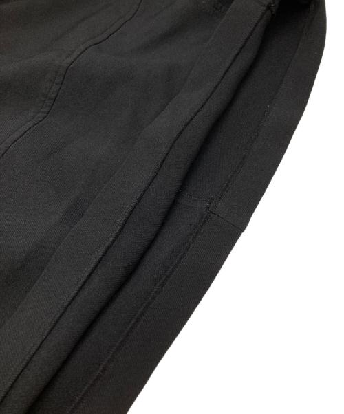 COMME des GARCONS COMME des GARCONS（コムデギャルソン コムデギャルソン）COMME des GARCONS COMME des GARCONS (コムデギャルソン コムデギャルソン) ポリ縮ツギハギバルーンスカート ブラック サイズ:Sの古着・服飾アイテム