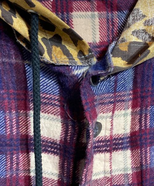 TAKAHIROMIYASHITA TheSoloIst.（タカヒロミヤシタ ザソロイスト）TAKAHIROMIYASHITA TheSoloIst. (タカヒロミヤシタ ザソロイスト) 再構築フードネルシャツ レッド サイズ:FREEの古着・服飾アイテム