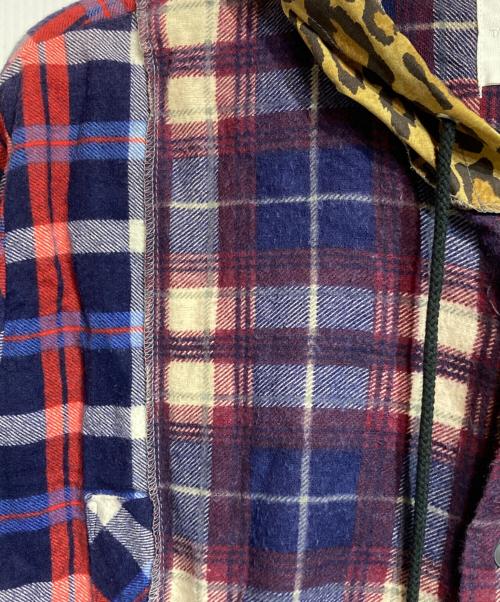 TAKAHIROMIYASHITA TheSoloIst.（タカヒロミヤシタ ザソロイスト）TAKAHIROMIYASHITA TheSoloIst. (タカヒロミヤシタ ザソロイスト) 再構築フードネルシャツ レッド サイズ:FREEの古着・服飾アイテム