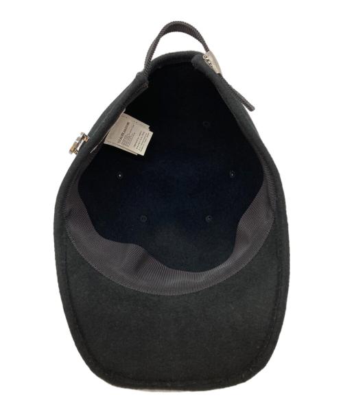 sacai（サカイ）sacai (サカイ) モーディング 成形 ウール キャップ ブラックの古着・服飾アイテム