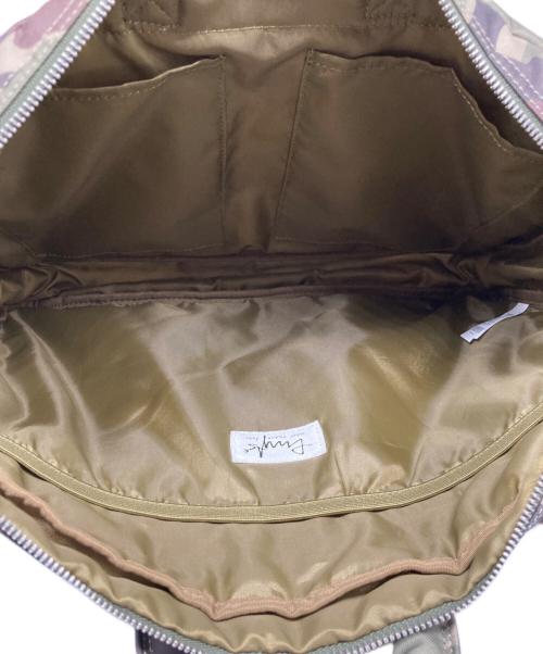 PHYSICAL EDUCATION DEPARTMEN（-）PHYSICAL EDUCATION DEPARTMEN (-) ベアキーリングナイロンマルチポケットクロスバッグ オリーブの古着・服飾アイテム