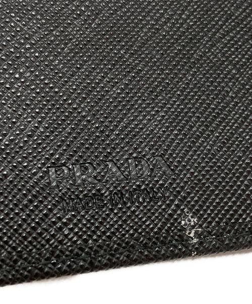 PRADA（プラダ）PRADA (プラダ) サフィアーノ二つ折り財布 ブラックの古着・服飾アイテム