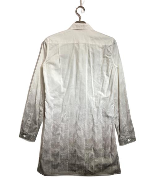 ANN DEMEULEMEESTER（アンドゥムルメステール）ANN DEMEULEMEESTER (アンドゥムルメステール) グラデーションロングシャツ ホワイト サイズ:XXSの古着・服飾アイテム